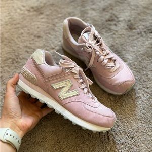 New balance 574 women’s pink suede